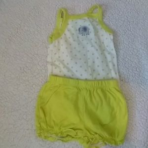 Carter's 12 month outfit.